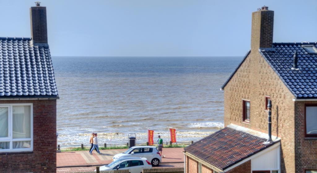 Pension & Spa De Watertoren Zandvoort Ruang foto