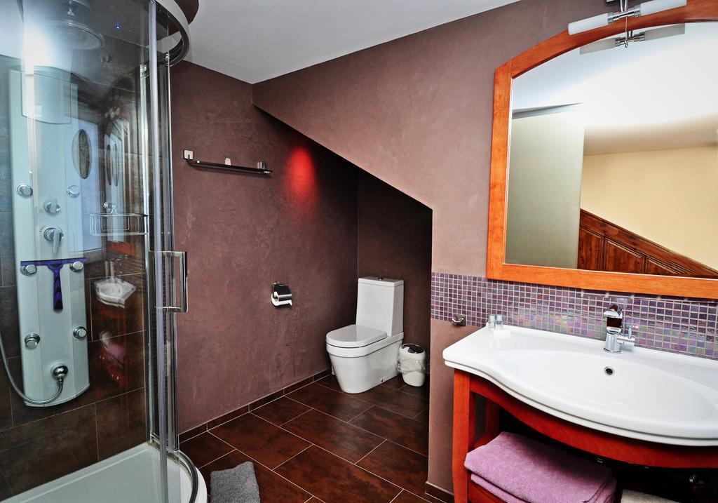 Pension & Spa De Watertoren Zandvoort Ruang foto